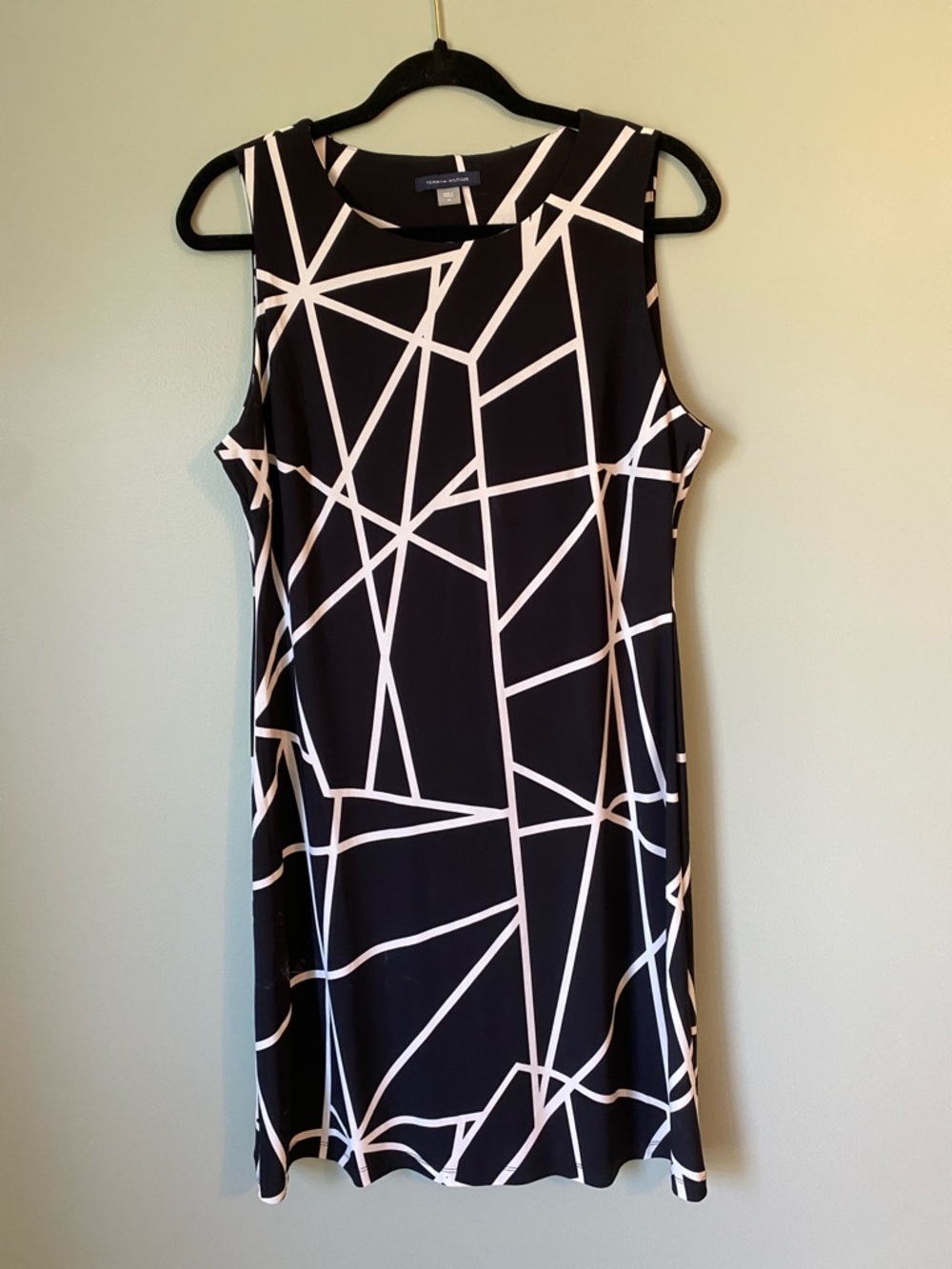 Tommy Hilfiger Black & White Geometric Sleeveless Shift Dress